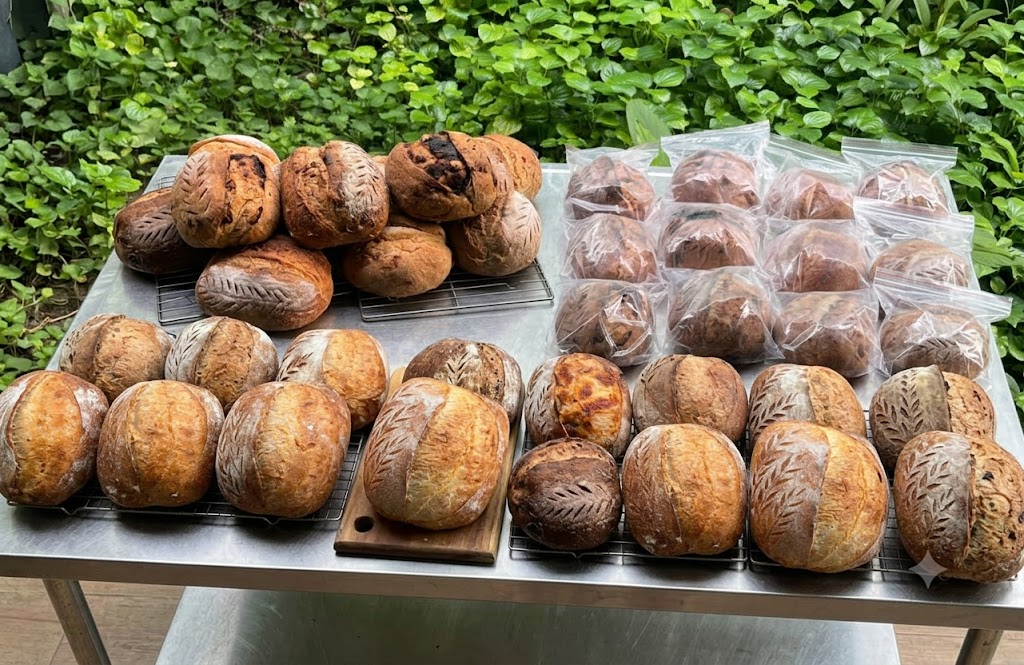 Những mẻ bánh cuối tuần đang vào lò — Anna & Levain mở nhận đơn cho tuần sau